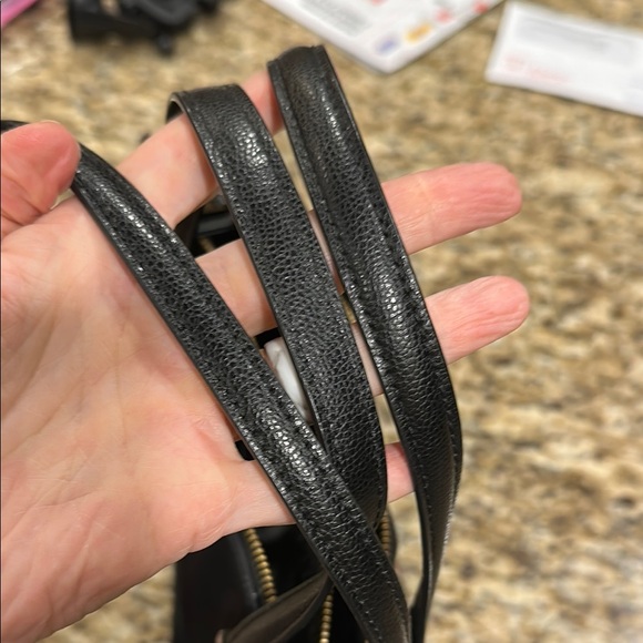 Kate Spade Black and Pink Tote with Structured Design - Picture 14 of 16